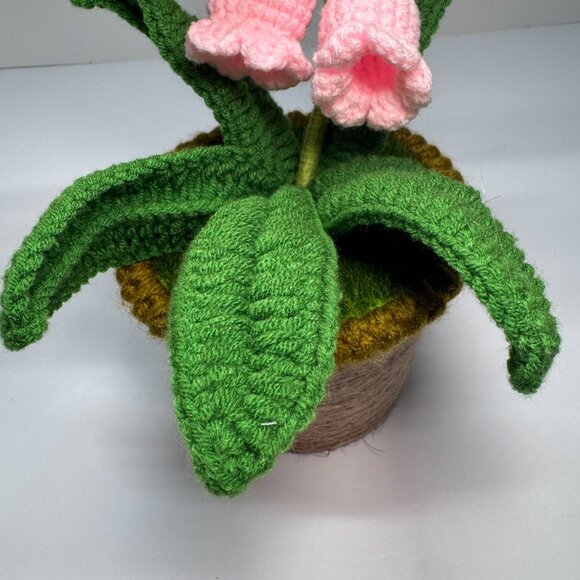 Lily of The Valley Crochet Flower that Lights up, Posable - Picture 6 of 11